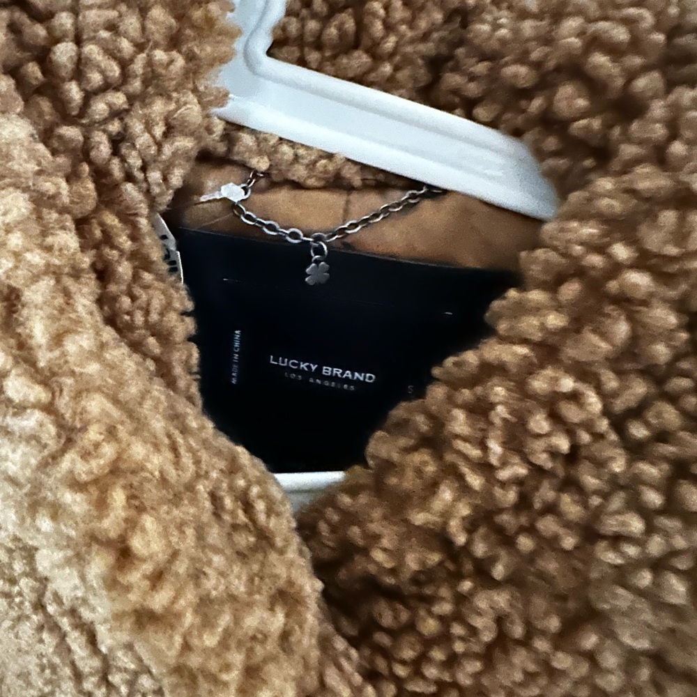 Women’s Teddy Jacket - Picture 5 of 6